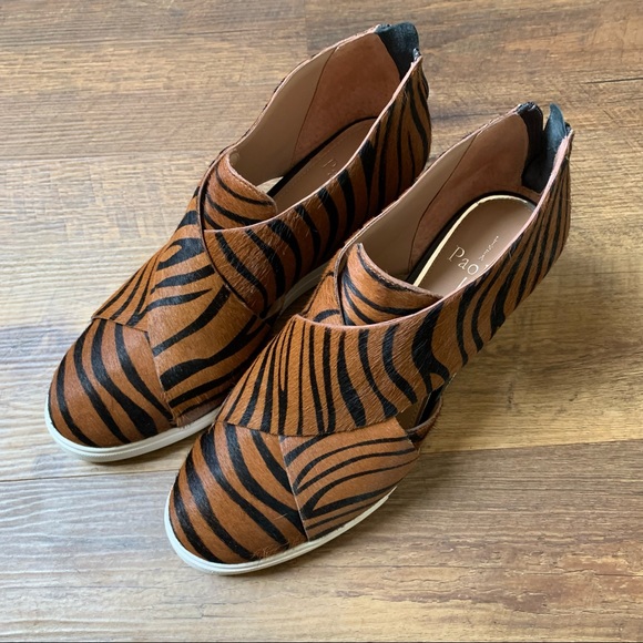 Linea Paolo Faith Genuine Calf Hair Wedge Sneaker - Picture 2 of 7